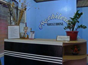 Mochileros Guesthouse