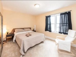 Home in Trendy & Vibrant Westboro