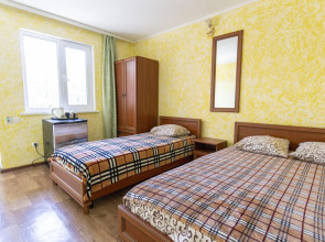 U Yudzhina Guest House