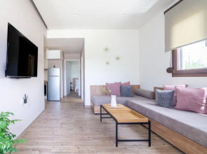 Modern House with Pool near Beach