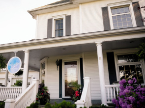 Dream Estate Inn