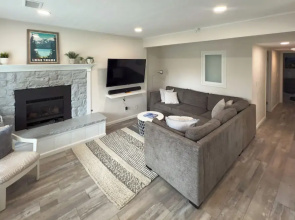 < 1 Mi to Slopes! 'heavenly Daze Chalet' in Tahoe