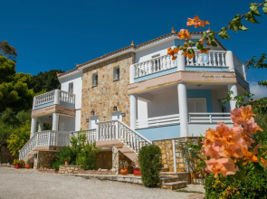 Agios Sostis Apartments