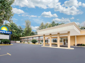 Days Inn Bristol Parkway
