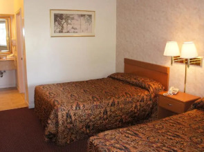 Red Carpet Inn Albany