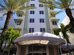 Marseilles Beachfront Hotel