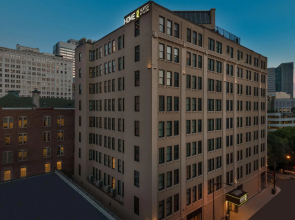 Home2 Suites by Hilton Atlanta Downtown