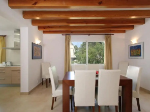 Villa - 4 Bedrooms with Pool and WiFi - 103196