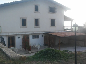 Apartment in Countryside Villa With Pool Within the Se Sicilian Barocco Area