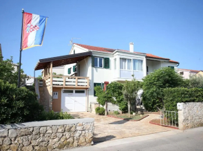 Apartments Larus, 4 stars, jacuzzi, 100 m2