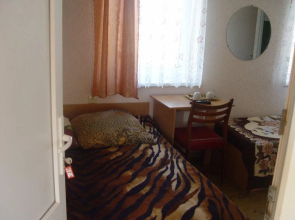 Deaz Hotel