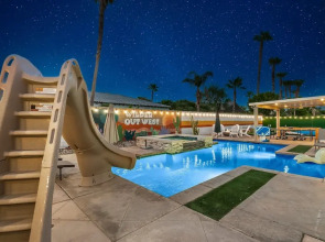 Wilder Out West: Luxury Pickleball, Mini Golf, & Game Room!