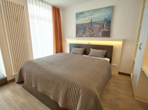 6 Rooms