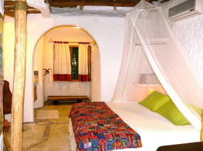 Mawimbi Boutique Hotel