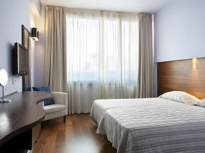 Отель Athens Center Square