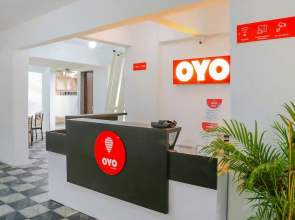 OYO 15610 White Castle