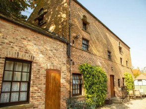 Apartment Two, The Carriage House, York