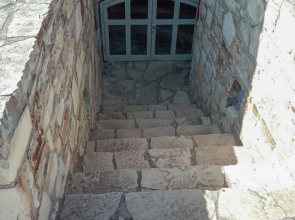 Zeus Traditional House