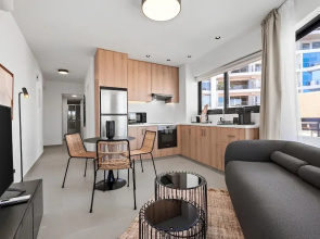 Finikoudes Marina View 201