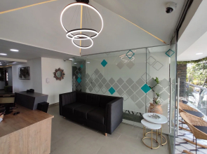 Cra. 81 No. 37d - 17