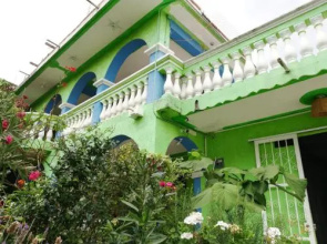 Iguana Hostel