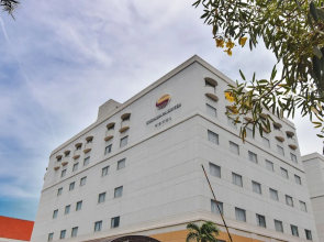 Horison Suites Surabaya
