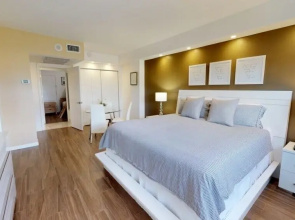2 Bedroom +den / 2 Bath Apart @ Ocean Reserve 426