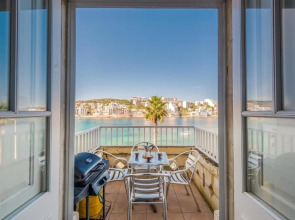Blue Harbour 2 bedroom Seafront Apartment with large terrace with spectacular sea views - by Getawaysmalta