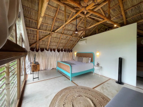 Tokipa at Punta Sayulita