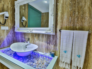 Cinar Boutique Hotel