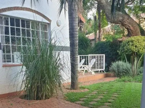 "O Sole Mio" Self catering studio apartment in Bedfordview