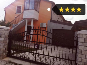 Studio Apartment Dorina