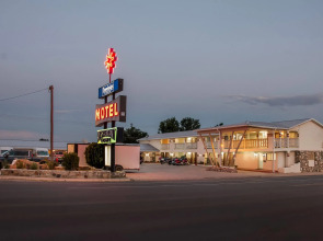 Travelodge by Wyndham Las Vegas NM