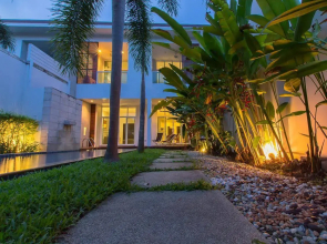 Bang Tao Beach Pool Villa