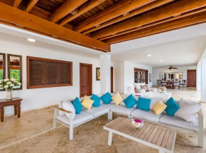 Casa de Campo villa – Luxurious property up to 12 people with pool, jacuzzi, BBQ, golf