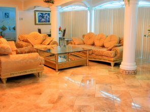 Monaco Suites de Boracay