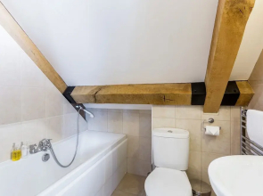 Vintage Barn Conversion near Faringdon