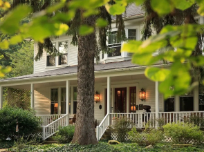 The White Oak Inn