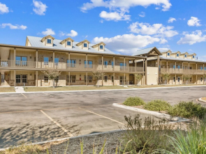 Old Mills Resort OM A3