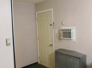 Rainbow Motor Inn