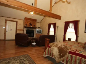 Avalon Cottage