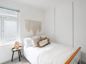 96 Caerleon Road Apartment C