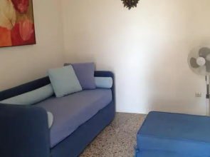 Torre Suda Vicino Al Mare