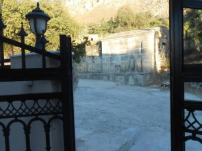 Eirini's Traditional House