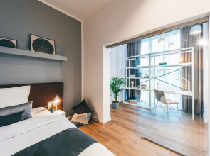 LIVELY Weiße Dame Gronau