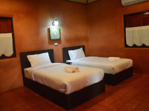 Baan Din Dee resort