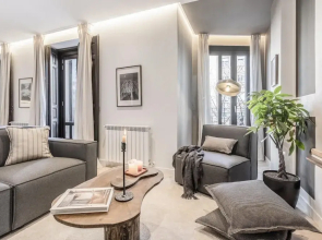 Sevilla - 4 Bedrooms in Trafalgar