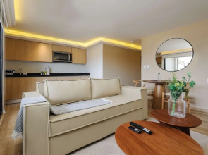 w Stylish Loft w/ Balcony in Colima