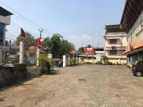 Indraprastham Houseboats