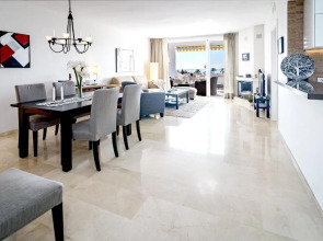 MA2- Sea views, walking distance to Puerto Banus